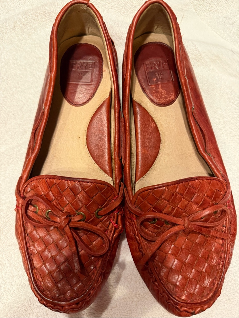 Frye Reagan Woven Leather Bow Loafers in Deep Red Size 9